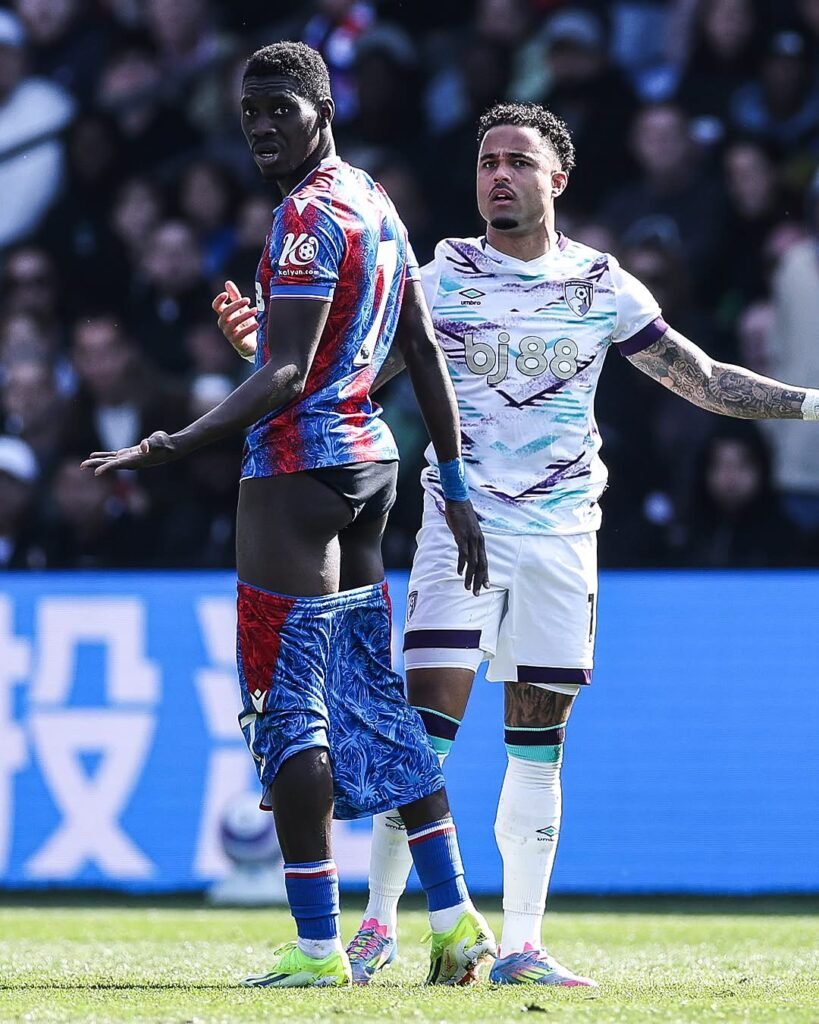 Incident surprenant lors du match Bournemouth-Crystal Palace : Justin Kluivert agresse Ismaila Sarr