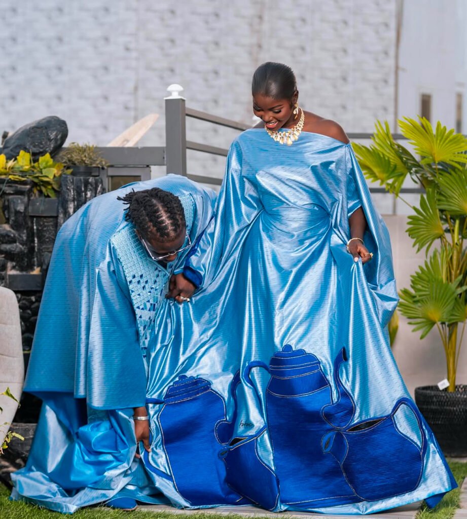 Bass Thioung et Fatou Ndiaye illuminent la Tabaski en bleu