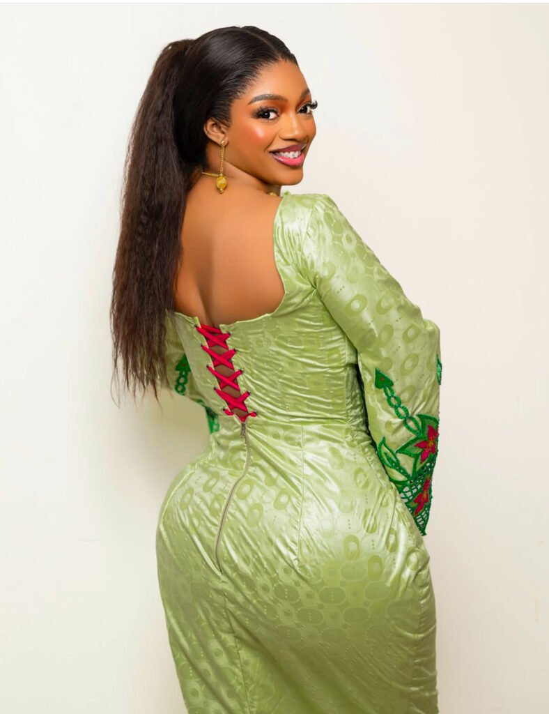 Nefertiti Sow en mode 